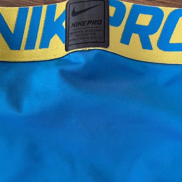 Nike compression pants-worn once - Picture 3 of 3